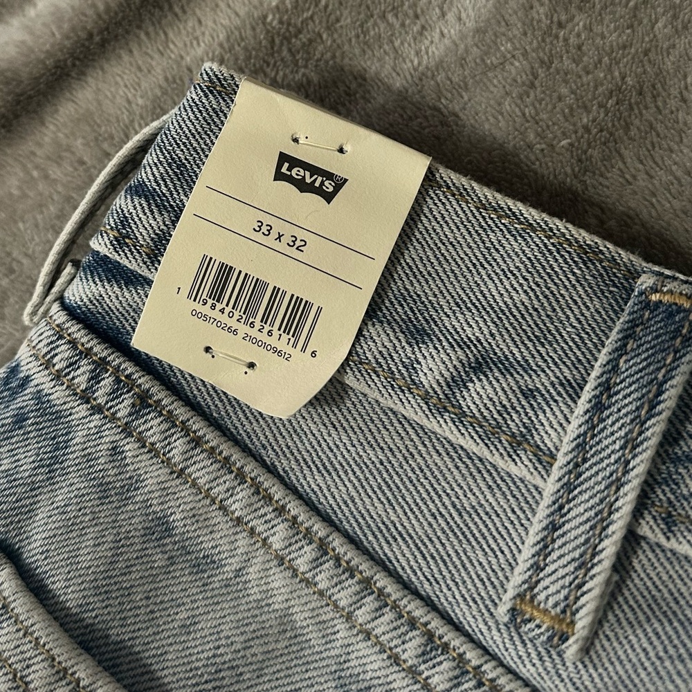 Levi's Light Blue Denim 517 Bootcut Jeans 33x32
CUSTOM, Alan Jackson Inspired - Picture 5 of 6